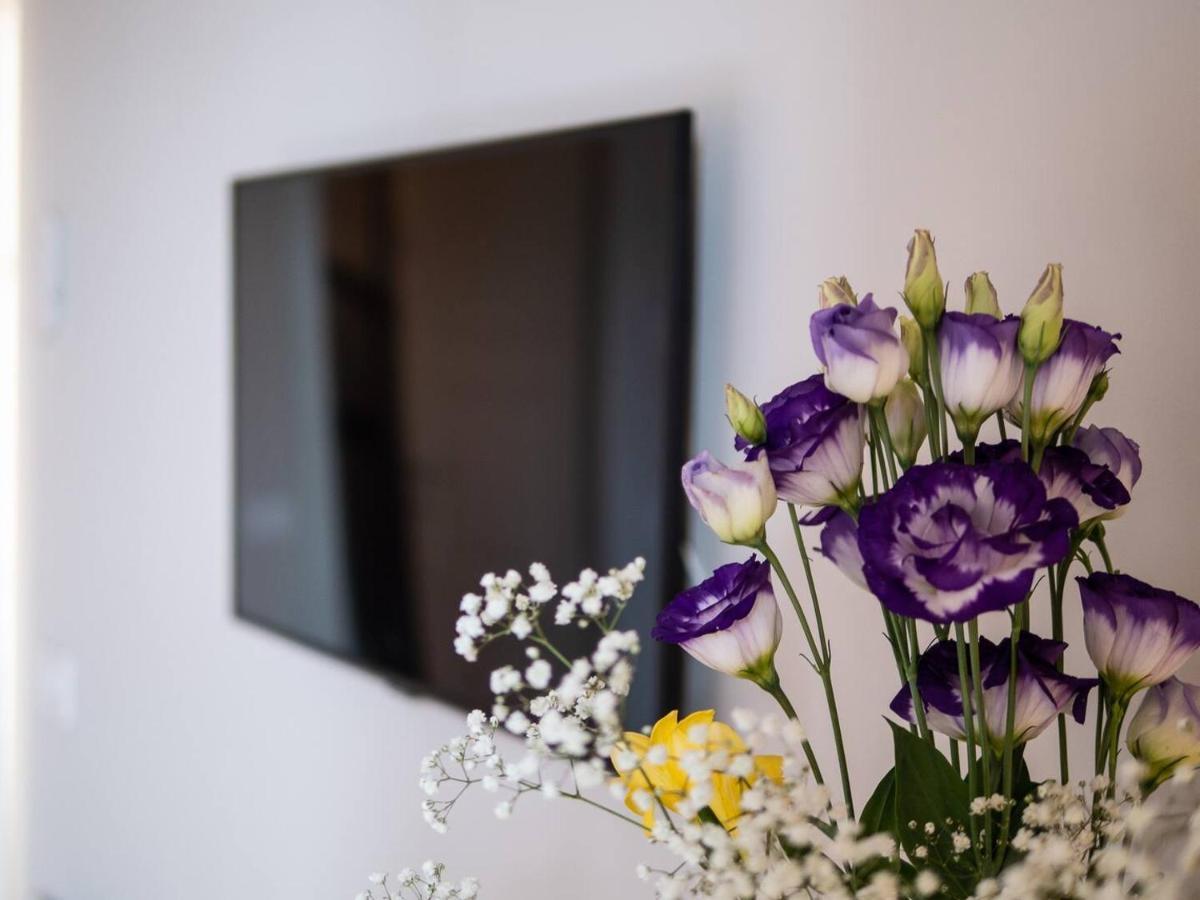 La Torre Apartment Белджирате Екстериор снимка