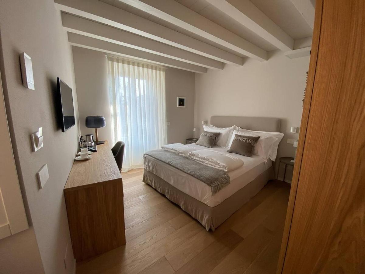 La Torre Apartment Белджирате Екстериор снимка